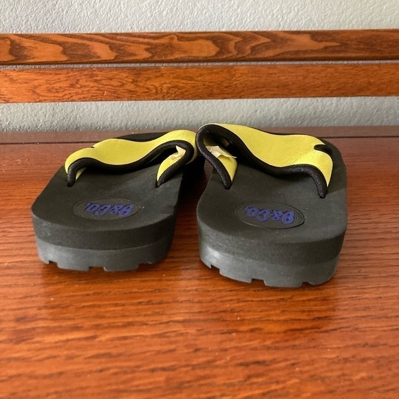 9 & co  Yellow & Black Sandals Size 7 - Picture 4 of 7